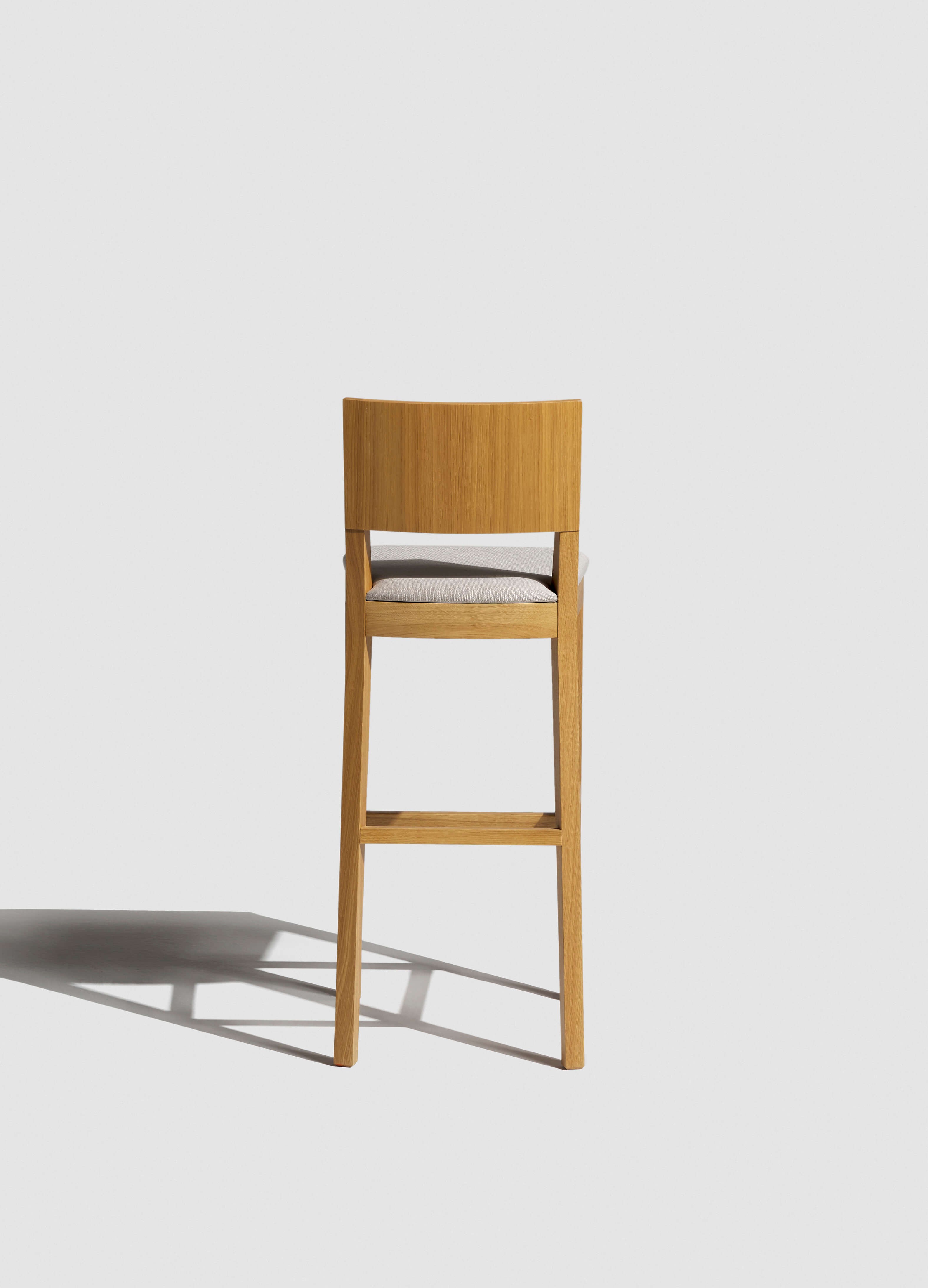 BAROVÁ ŽIDLE EDITA S ČALOUNĚNÝM SEDÁKEM